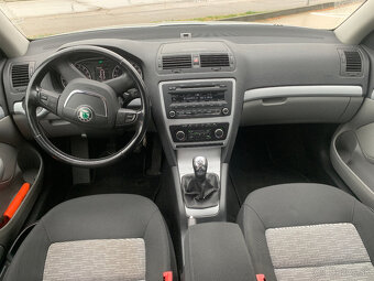 Škoda Octavia 1.6 TDI 2010 - 6
