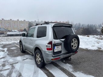 Mitsubishi Pajero 2.5 TD - 6