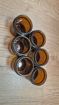 Sklenene hnedé pohare uzatvaracie - 6