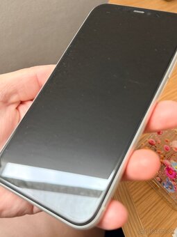 Predám Iphone 11 biely, 128 GB - 6