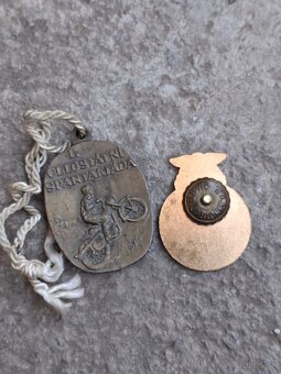 Auto moto odznaky medaile plakety - 6