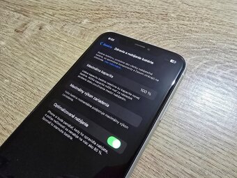 Iphone xr 64gb biele v super stave plnefunkcne ma len velmi - 6