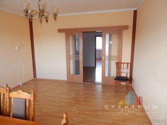 PREDANÉ-SPEKTRUM REALITY- Na Predaj 3-izbový byt, 70 m2, Han - 6