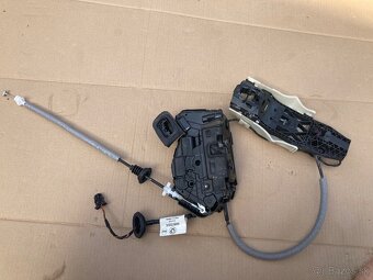 LP a PP zámok dverí na Fabia 3,Octavia 3 - 6