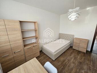 Prenájom 3izbový byt na Zobore s klímou + loggia a bezproblé - 6
