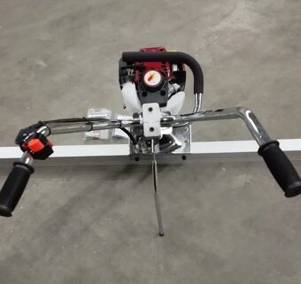 Benzínová vibračná lišta 2 metry AGM-POL motora HONDA GX35 - 6