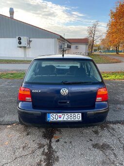 Volkswagen Golf IV - 6
