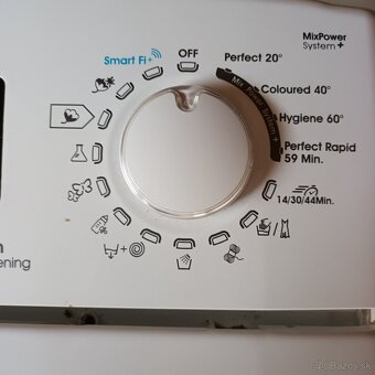 Predám automatickú práčku Candy A+++. - 6