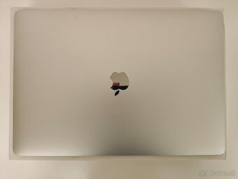 MacBook Pro 15 2016 | i7 • 16GB • 256GB SSD - 6