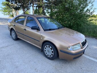 Škoda Octavia 1.4i - 6