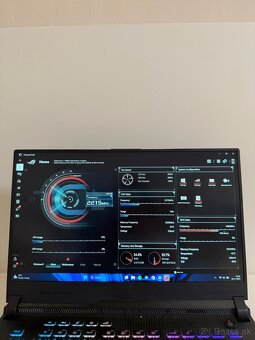 Asus ROG Strix G513IE - 6