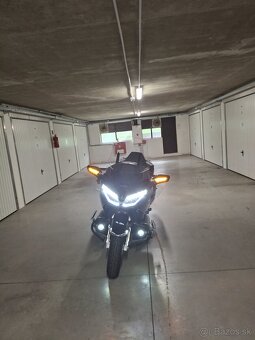 Predám Honda Goldwing 1800 DCT Tour - 6