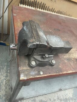 Pracovní stôl do dielňe - 6