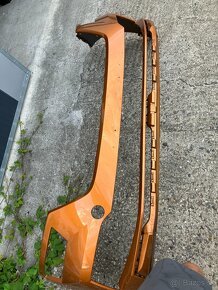 predni naraznik skoda kamiq kamik oranzovy - 6