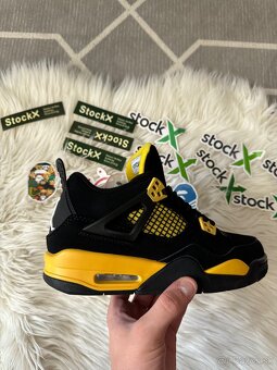 Jordan 4 - 6