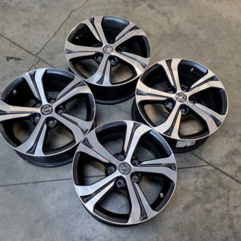 Hliníkové Nissan disky 5x114,3 R16 6,5J ET40 - 6