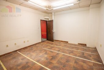 Na prenájom obchodno – reštauračný priestor, 1.207 m², BA –  - 6