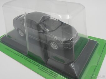 Škoda Octavia III "Kaleidoskop" 1/43 - 6