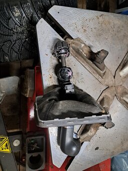 Opel astra h r.v 2005 - 6