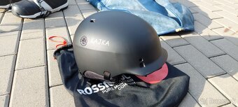 Snowboard FLOW + výstroj - 6