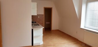 ID 3058   Prenájom: kancelárie 80 m2,  centrum - 6