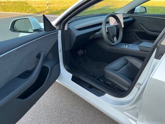 Predám TESLA MODEL 3 HIGHLAND LONG RANGE - 6