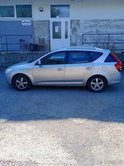 Kia ceed sw 1,6 benzín - 6