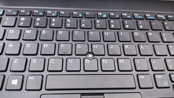 Dell Precision 7530 15,6" i5 / 32GB / 1TB / 4GB - 6