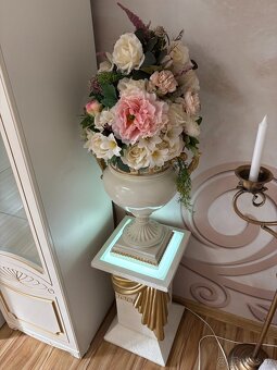 Svietiaci grécky stĺp - 6