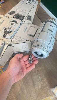 The Razor Crest Star Wars 75331 Kantina Mos Eisley 75290 - 6