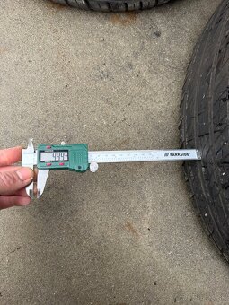 225/60 R18 Barum letne - 6