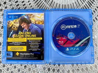 Playstation 4 Slim, 1 Ovládač, Nabíjačka, 2 Hry - 6