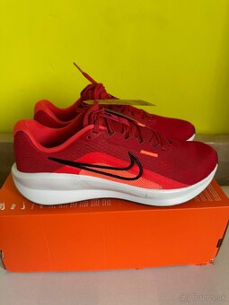 Bezecke tenisky Nike Downshifter - 6