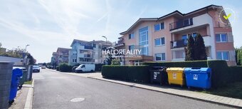 HALO reality - Predaj, garáž Rovinka, 4+1 parkovacie státie - 6