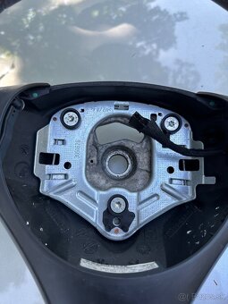 Bmw e90 e91 e92 e93 e87 - 6