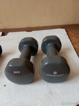 Jednoručné fitness činky DECATHLON 2x1kg,2x1,5kg,2x2kg,2x3kg - 6