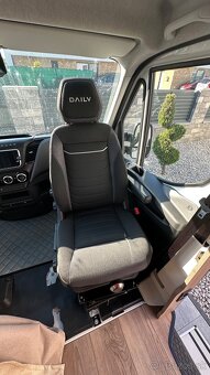 karavan 2024 Full výbava 3.0l Automat, Digi. klima, LED - 6