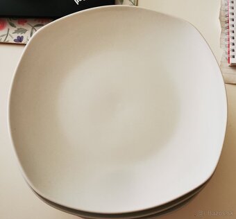 Súprava tanierov - NOVÁ - 6