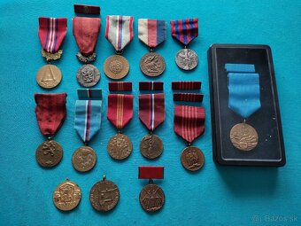 Rôzne odznaky, vyznamenania, medaile - 6