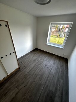 Na predaj 4 izbový RD s 894 m2  pozemkom v Or.Potôni - 6