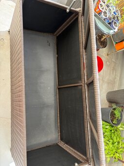 Predám box na balkón/záhradu - 6