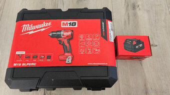 Predám úplne nový Milwaukee M18BLPDRC-422C - 6