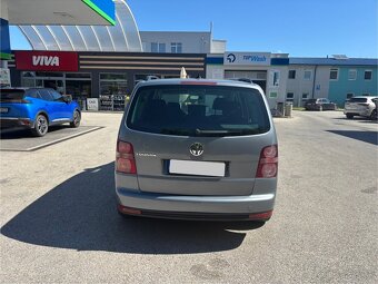 Volkswagen Touran facelift 1.9 TDI, 7 miestny - 6