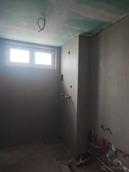 Tehlový dvojizbový byt s terasou v centre Lc - 6