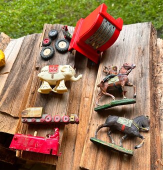 Predam starožitnosti - 6