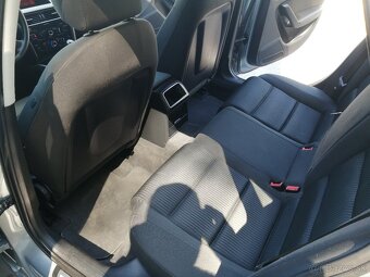 Audi A4 1.8 T FSI Premium, 88kW, M6, 4d. - 6