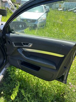 Rozpredam Audi A6 C6 3.0 TDI avant - 6