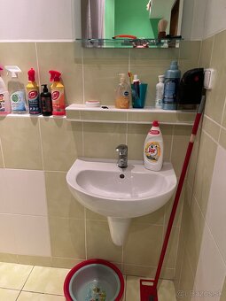 Turany-predám 3izbovy byt spolu s garazou - 6