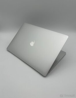 MacBook Pro 15" 2017 Silver (i7/16/256GB) + ZÁRUKA - 6