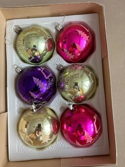 Retro vianočné gule mix 4 farieb 2 vzory, 6ks č.1 - 6